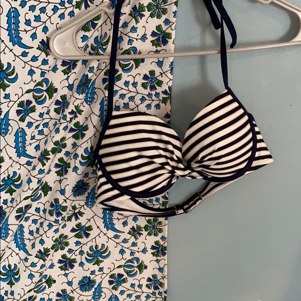 Bikini top